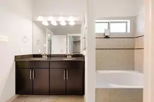 2001 Faro Dr, Austin, TX 78741 - Photo 4