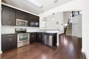 2001 Faro Dr, Austin, TX 78741 - Photo 10