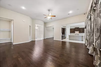 365 Arapaho Drive, Kyle, TX 78640 - Photo 6