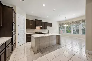 365 Arapaho Dr, Kyle, TX 78640 - Photo 4
