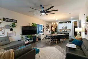 648 Jennifer Wy, New Braunfels, TX 78130 - Photo 4