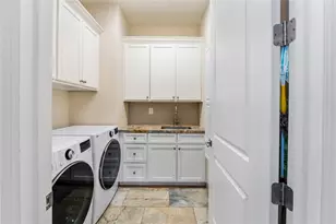 2109 Bancroft St, Houston, TX 77027 - Photo 38