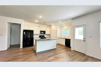 155 Crawford, Kyle, TX 78640 - Photo 6
