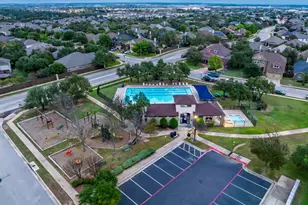 407 Red Hawk Dr, Leander, TX 78641 - Photo 34