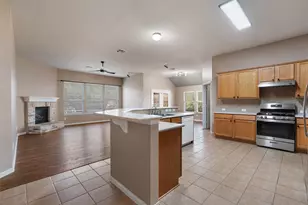 407 Red Hawk Dr, Leander, TX 78641 - Photo 8