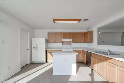 13316 Thome Valley Drive, Del Valle, TX 78617 - Photo 12