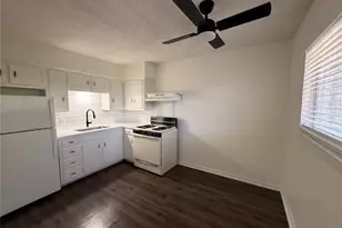 3106 Duval St, Austin, TX 78705 - Photo 4