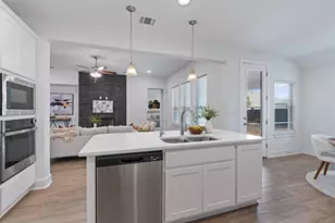 109 Wake Ln, Georgetown, TX 78633 - Photo 14