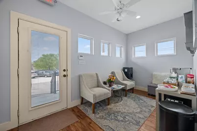 925 Main Street, Liberty Hill, TX 78642 - Photo 22