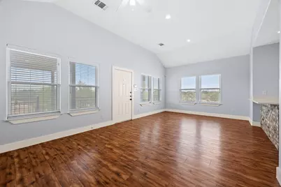 925 Main Street, Liberty Hill, TX 78642 - Photo 32