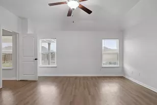 1204 Twin Estates Dr, Kyle, TX 78640 - Photo 22