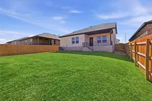 2005 Lazy Acres St, Leander, TX 78641 - Photo 26