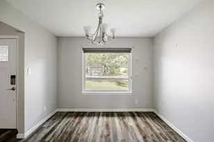 6101 London Dr, Austin, TX 78745 - Photo 4