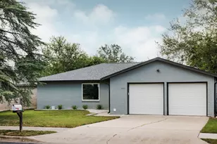 6101 London Dr, Austin, TX 78745 - Photo 2