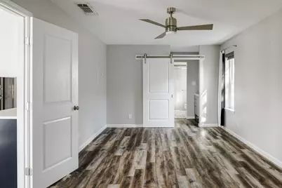 6101 London Drive, Austin, TX 78745 - Photo 18
