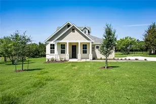 150 Raptor Beak Wy, Cedar Creek, TX 78612 - Photo 2