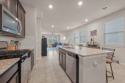329 Serpens Street, Georgetown, TX 78628 - Photo 6