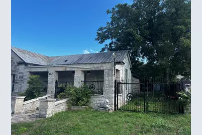207 Miller Street, Kyle, TX 78640 - Photo 2