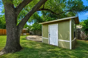 509 Westmorland Dr, Austin, TX 78745 - Photo 22