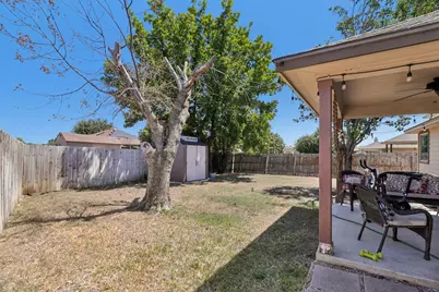302 Lone Star Boulevard, Hutto, TX 78634 - Photo 14