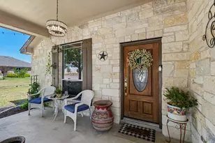 302 Lone Star Blvd, Hutto, TX 78634 - Photo 2