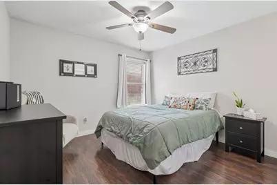 302 Lone Star Boulevard, Hutto, TX 78634 - Photo 10
