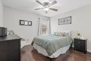 302 Lone Star Blvd, Hutto, TX 78634 - Photo 10