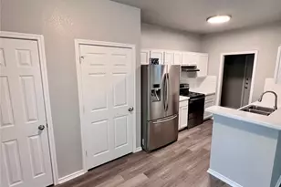 1801 Constantino Cir, Austin, TX 78745 - Photo 4