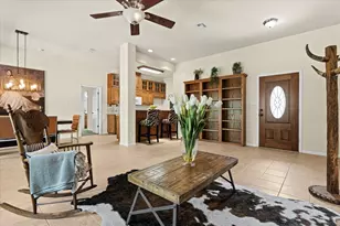 415 Tahitian Dr, Bastrop, TX 78602 - Photo 14