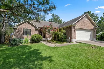 415 Tahitian Drive, Bastrop, TX 78602 - Photo 2