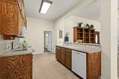 415 Tahitian Drive, Bastrop, TX 78602 - Photo 22