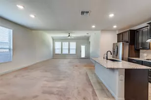 1624 Stone House Dr, New Braunfels, TX 78132 - Photo 4