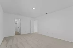 113 Texas Angel Wy, Jarrell, TX 76537 - Photo 16