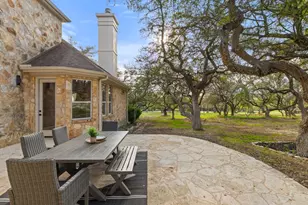 999 Enchanted Oaks Dr, Driftwood, TX 78619 - Photo 32