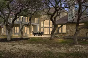 999 Enchanted Oaks Dr, Driftwood, TX 78619 - Photo 2