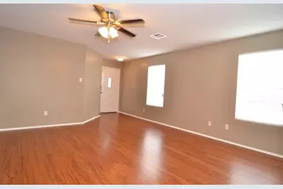 806 Municipal Drive, Leander, TX 78641 - Photo 6