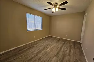 12303 Alderbrook Dr, Austin, TX 78758 - Photo 14