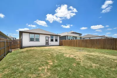 255 Spirit Street, Elgin, TX 78621 - Photo 22