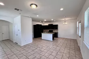 1001 Zodiac Ln, Round Rock, TX 78665 - Photo 4