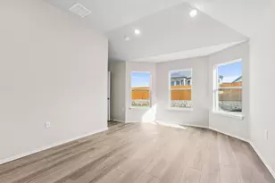 9105 Furman Dr, Austin, TX 78747 - Photo 12