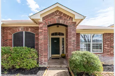 205 Plumbago Drive, Pflugerville, TX 78660 - Photo 2