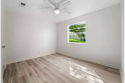 608 Bracewood Circle #D, San Marcos, TX 78666 - Photo 10