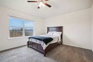 117 Break Ave, Taylor, TX 76574 - Photo 32