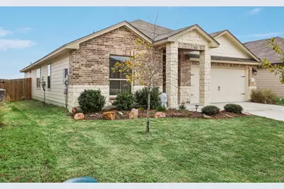 117 Break Avenue, Taylor, TX 76574 - Photo 2