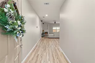 292 Spruce Dr, Kyle, TX 78640 - Photo 4