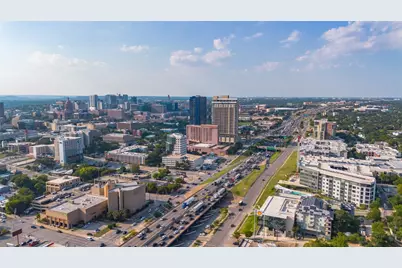 5029 Hazelnut Lane, Del Valle, TX 78617 - Photo 10