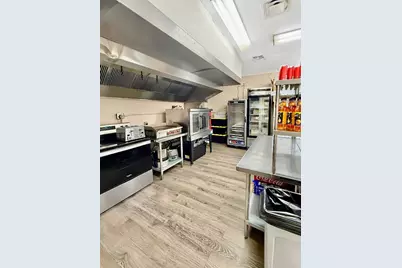 303 S Commerce Street, Granger, TX 76530 - Photo 12