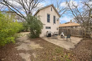 806 W 32nd St, Austin, TX 78705 - Photo 8
