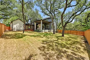 18405 Georgetown Dr, Jonestown, TX 78645 - Photo 36