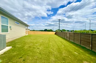 413 Abbey Ln, Lockhart, TX 78644 - Photo 18